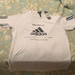 Cute oversized adidas shirt